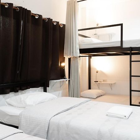 Munruk Hostel プラチュワップキーリーカン エクステリア 写真